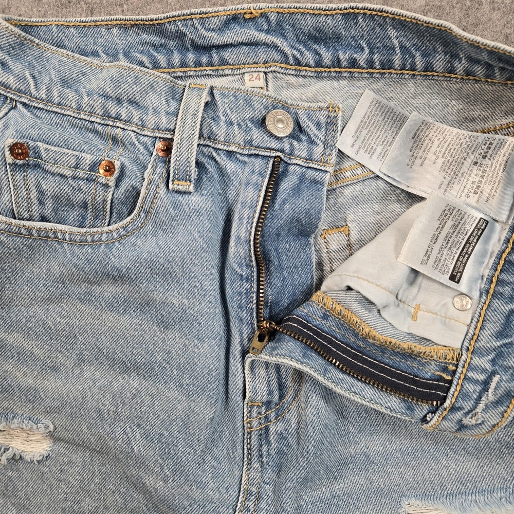 Levi's Skirt Womens 24 Blue Denim Distressed Mini Cutoff Raw Hem Fringe Casual - Picture 6 of 8
